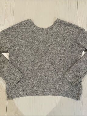 Majestic Filatures Deluxe Tricot 100% Cashmere Sweater V Back - Medium 3